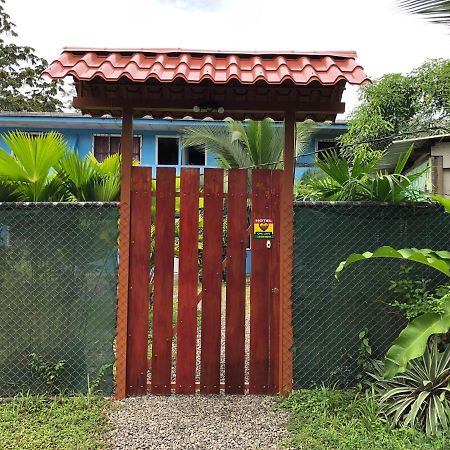 Hotel One Love Puerto Viejo Puerto Viejo de Talamanca Экстерьер фото
