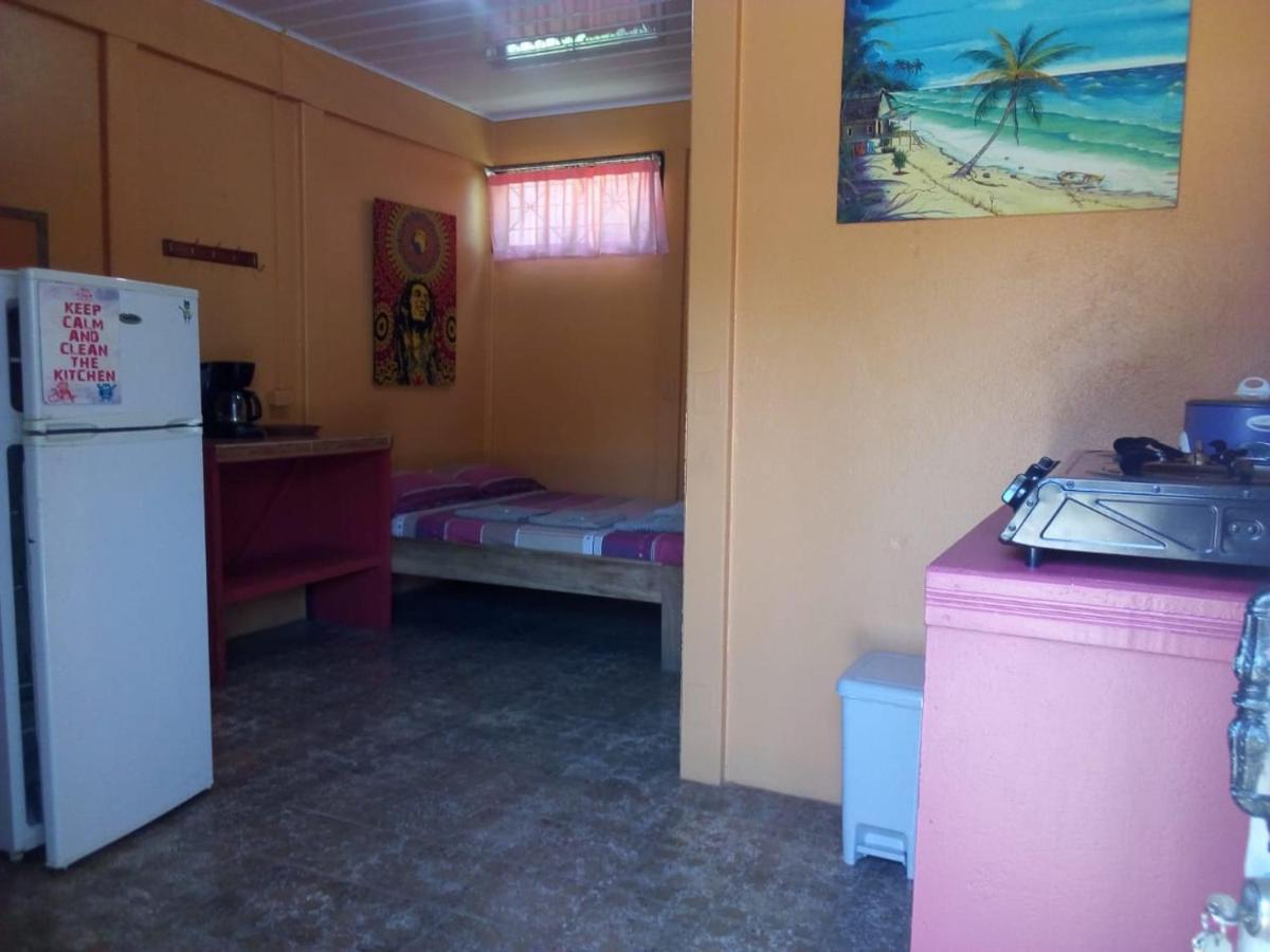 Hotel One Love Puerto Viejo Puerto Viejo de Talamanca Экстерьер фото