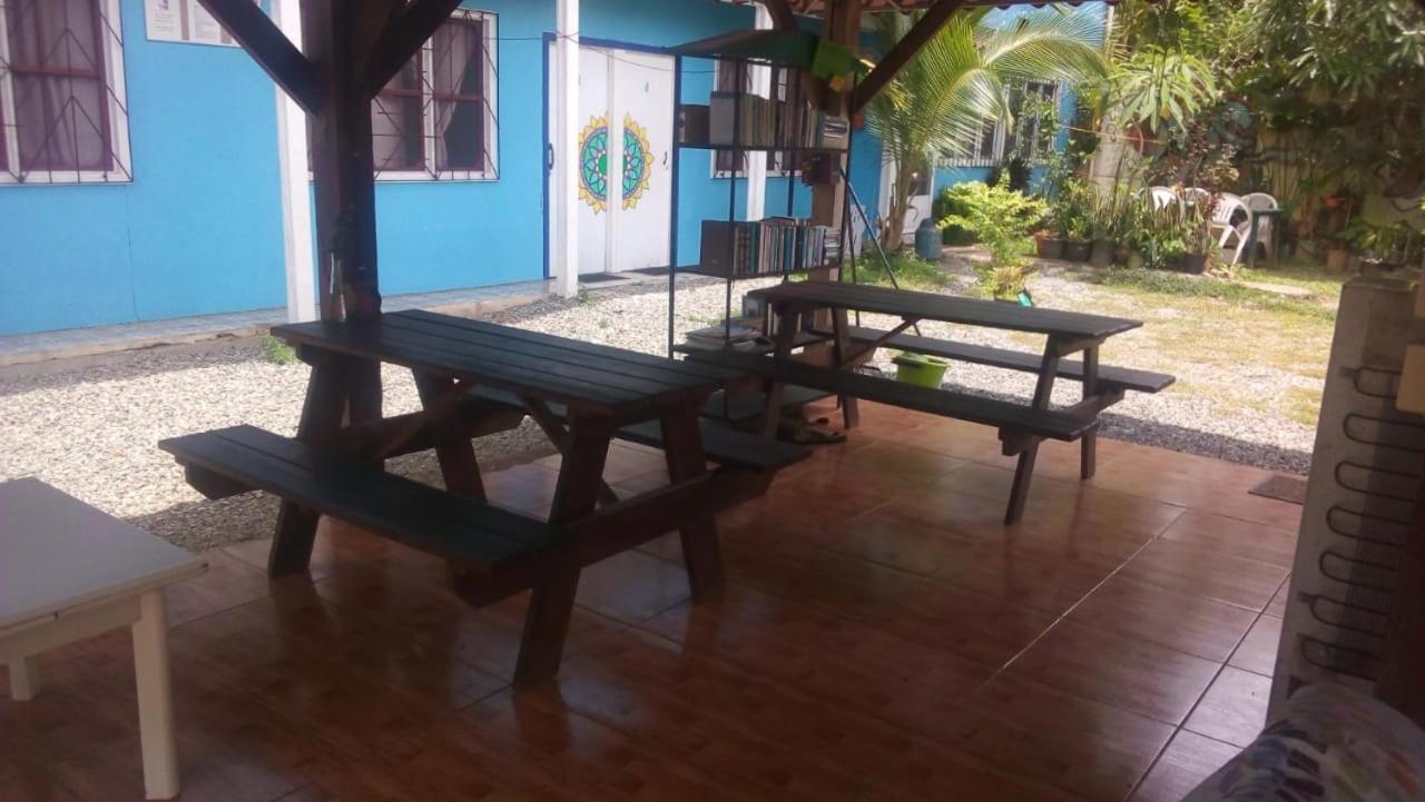 Hotel One Love Puerto Viejo Puerto Viejo de Talamanca Экстерьер фото