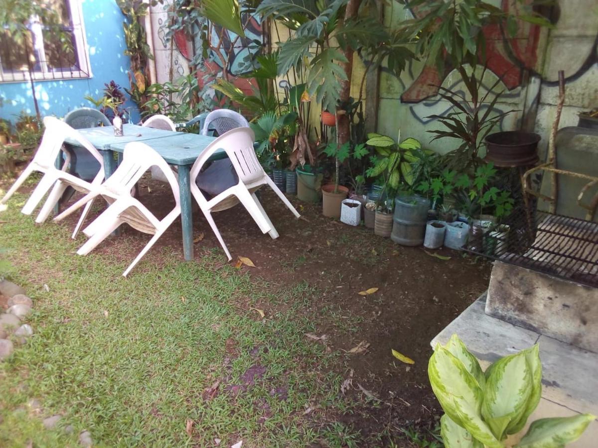 Hotel One Love Puerto Viejo Puerto Viejo de Talamanca Экстерьер фото